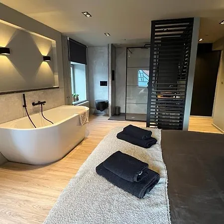 Vakantiewoning In Het Heuvelland Nabij Valkenburg. Holiday home *