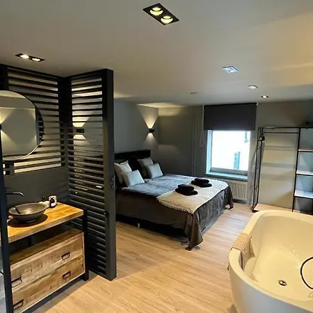 Vakantiewoning In Het Heuvelland Nabij Valkenburg. Holiday home